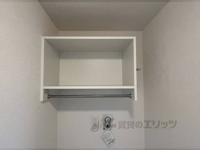 洗濯機置場　物置