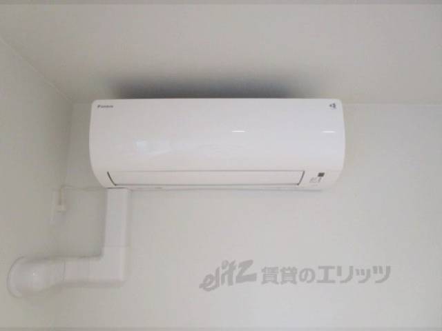 洋室　エアコン