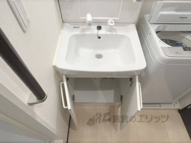 洗面所　収納