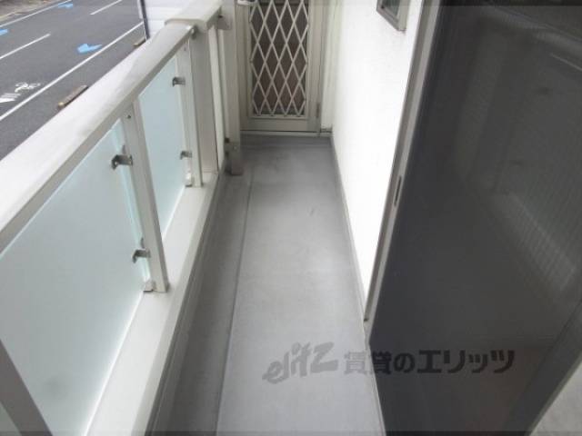 ベランダ　2階部分