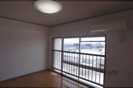 九条住宅Ａ棟室内写真1