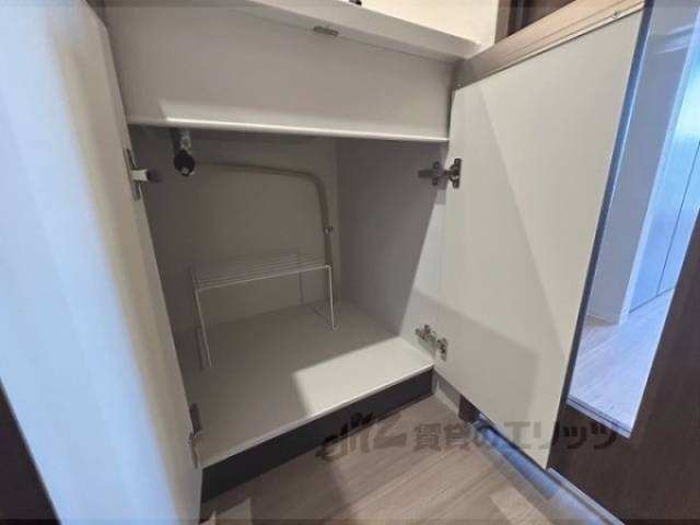 収納　キッチン下