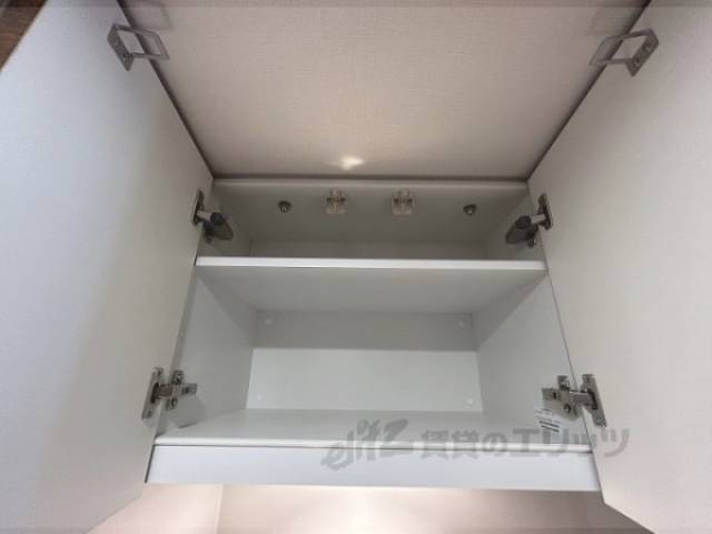 収納　キッチン上