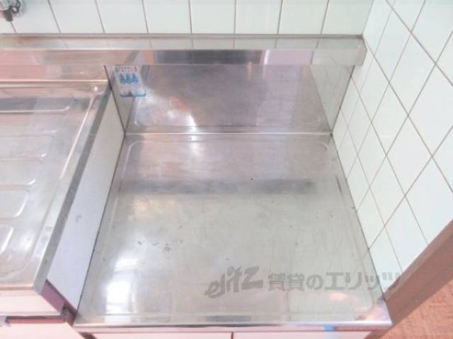 キッチン　コンロ置き場