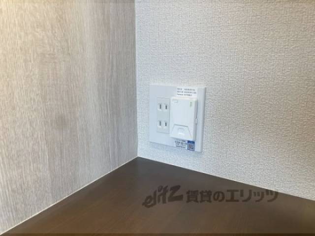 納戸　コンセント