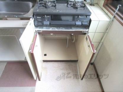 キッチン　収納