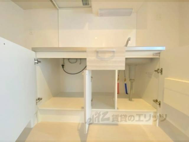 キッチン　下部収納