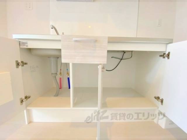 キッチン　下部収納