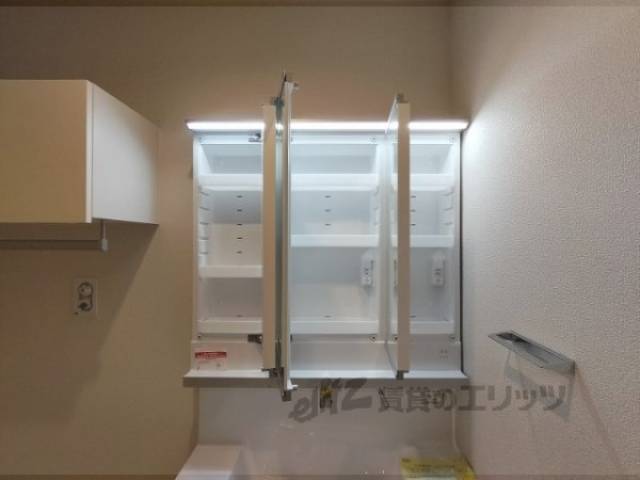 洗面所　収納