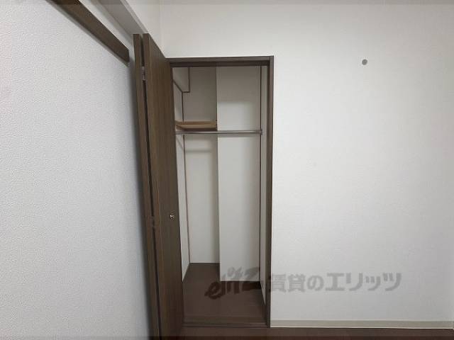 収納　洋室１