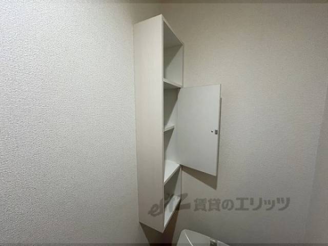 トイレ　収納