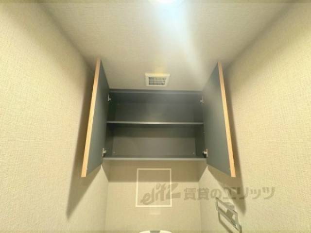 トイレ　収納
