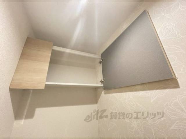 トイレ　収納