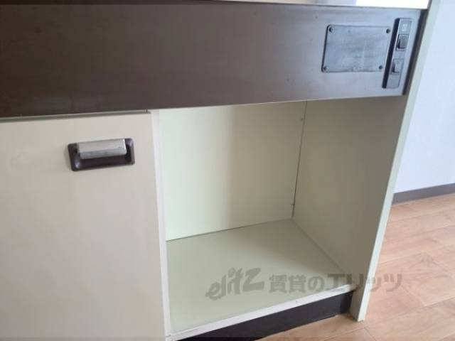 キッチン　下収納