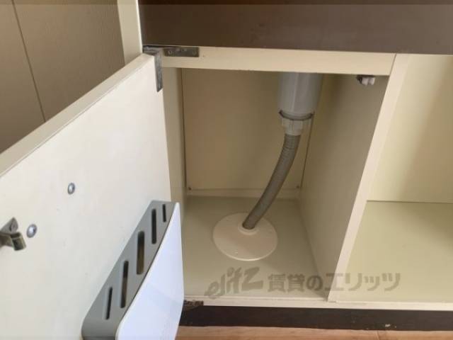 キッチン　下収納