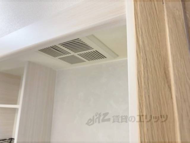 キッチン　換気扇