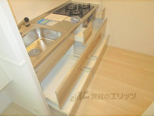 キッチン　収納