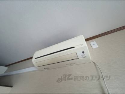 洋室　エアコン