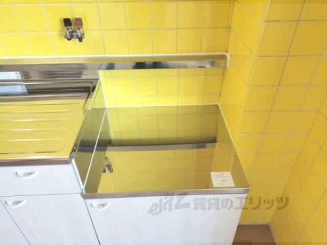 キッチン　コンロ置場