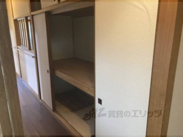 廊下　収納