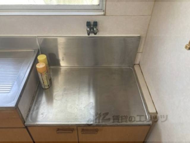 キッチン　コンロ置き場