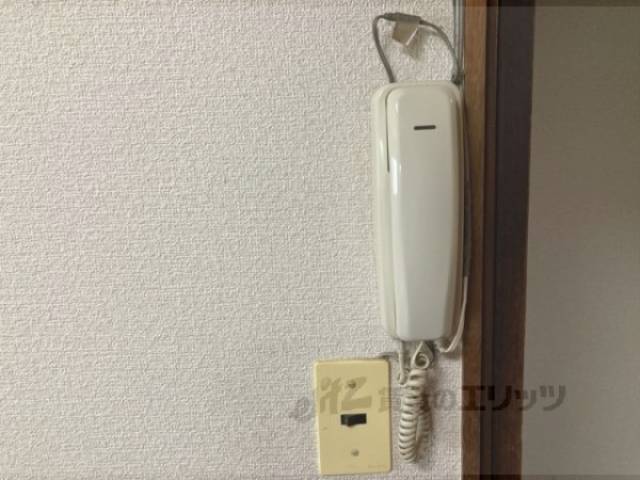 キッチン　受話器