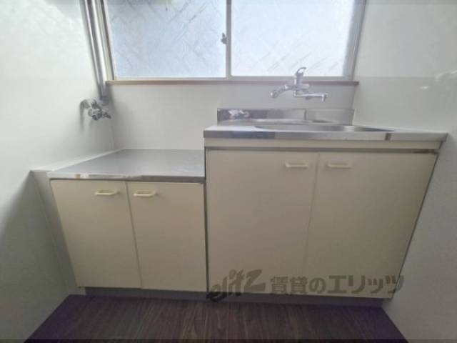 キッチン　収納