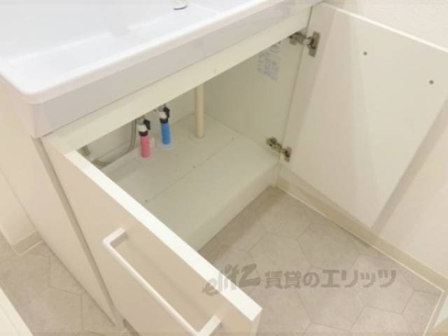 洗面所　収納