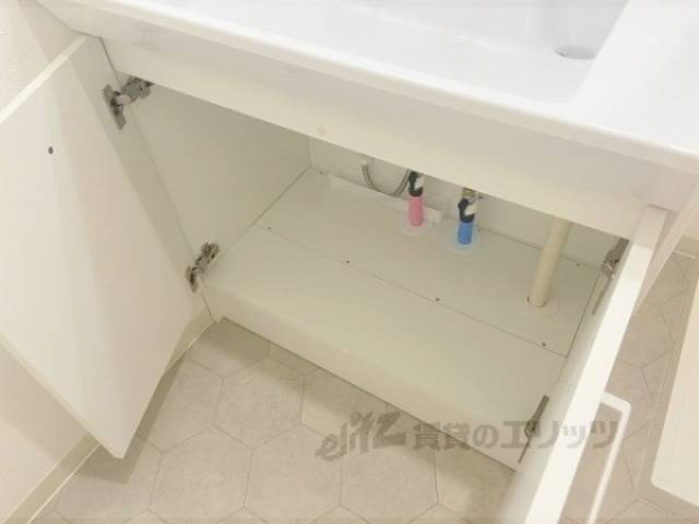 洗面所　収納