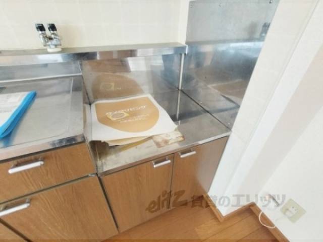 キッチン　コンロ置場