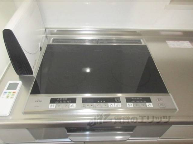 キッチン　コンロ