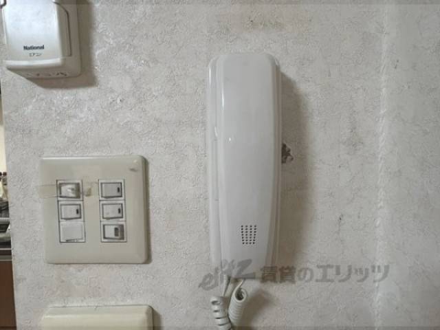 インターホン