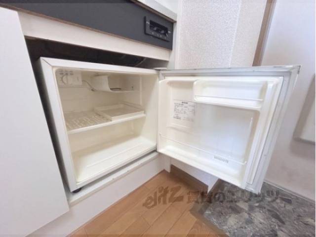 キッチン　冷蔵庫