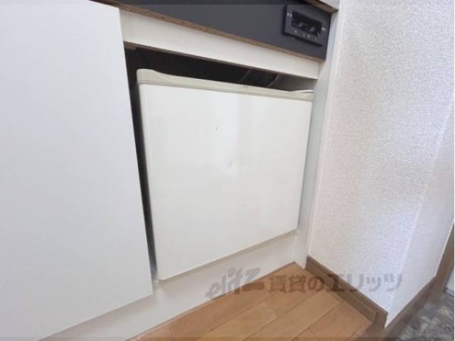 キッチン　冷蔵庫