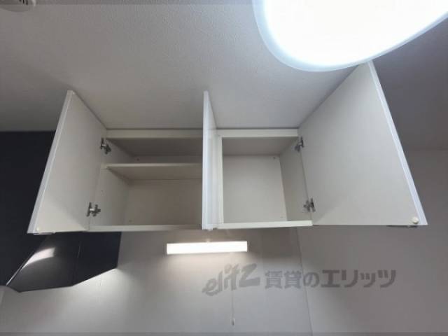 キッチン　収納