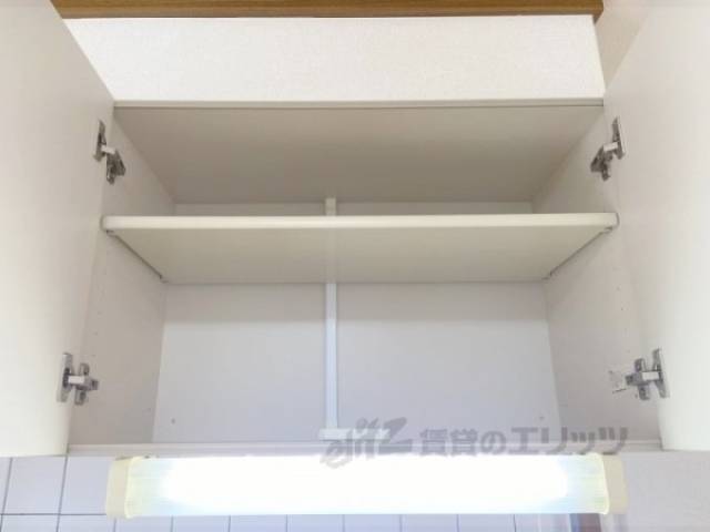 キッチン　収納