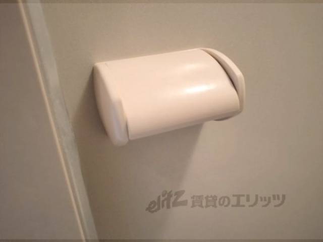 トイレ　ペーパーホルダー
