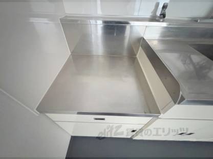 キッチン　コンロ場