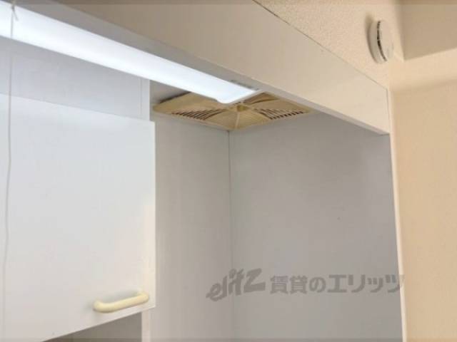 キッチン　換気扇