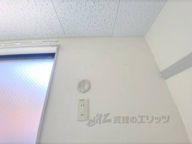 エアコン　設置場所