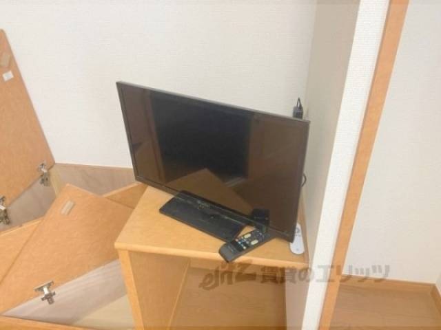 洋室　テレビ
