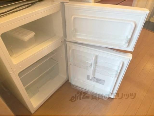 キッチン　冷蔵庫
