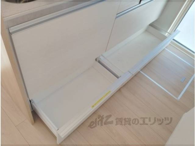 キッチン　収納