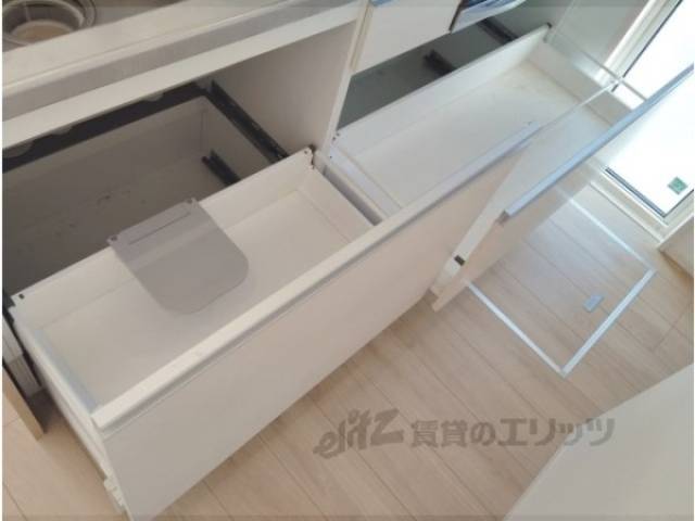 キッチン　収納