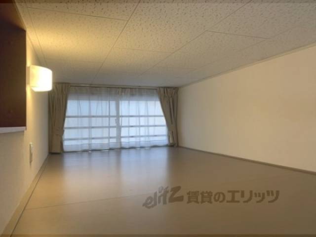 洋室　ロフト