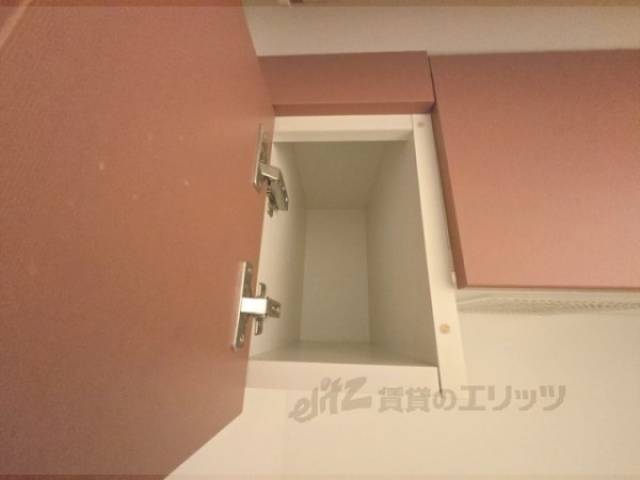 キッチン　上収納