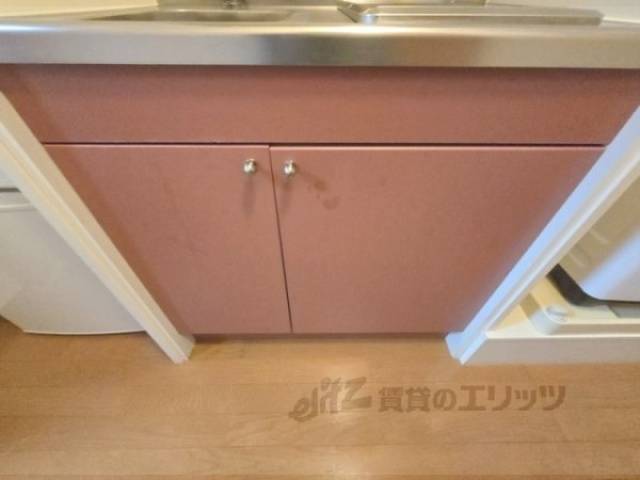 キッチン　下収納