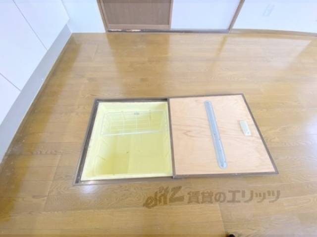 床下収納