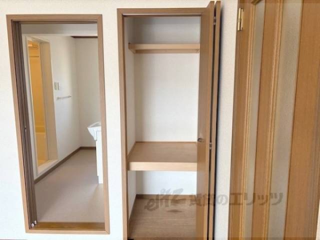 リビング　収納