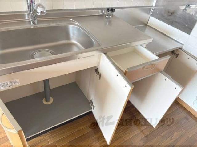 キッチン　収納